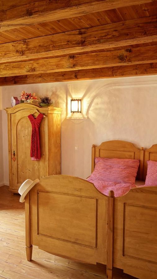 B B Guesthouse Тихань Екстер'єр фото